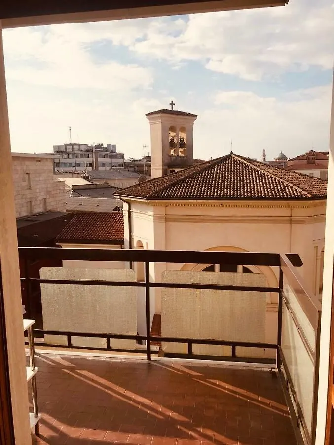 Casa Dai Toni Cortesi Daire Bergamo 0*,